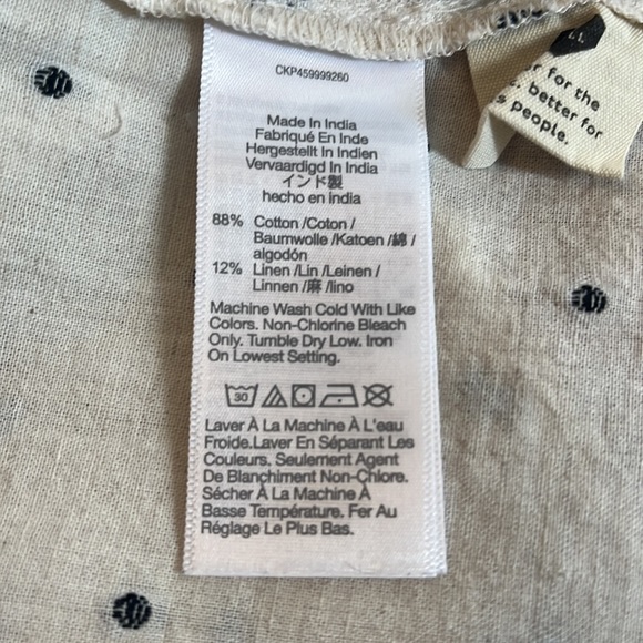 Madewell Tie-Back Puff-Sleeve Top in Clip Dot - Picture 8 of 9